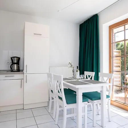 Apartment Alte Bergstrasse 6 Schollenblick *